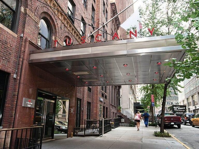 photo st giles the tuscany hotel new york 67 768x576